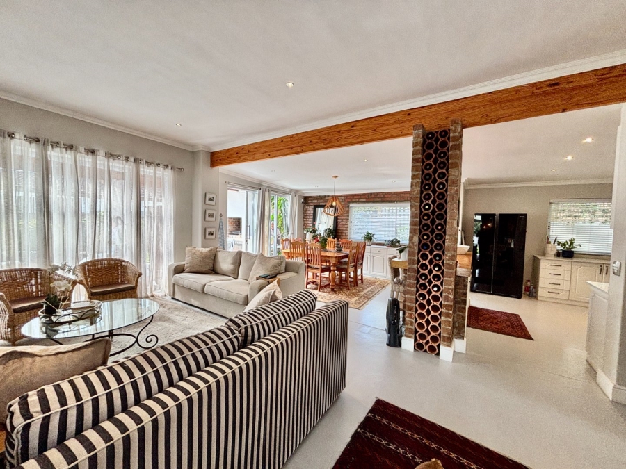 4 Bedroom Property for Sale in Gordons Bay Village Western Cape